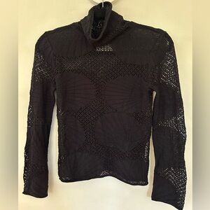 Beklina shell sweater size small 100% cotton. NWOT